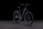 Cube Kathmandu Hybrid EXC 800 black´n´prism